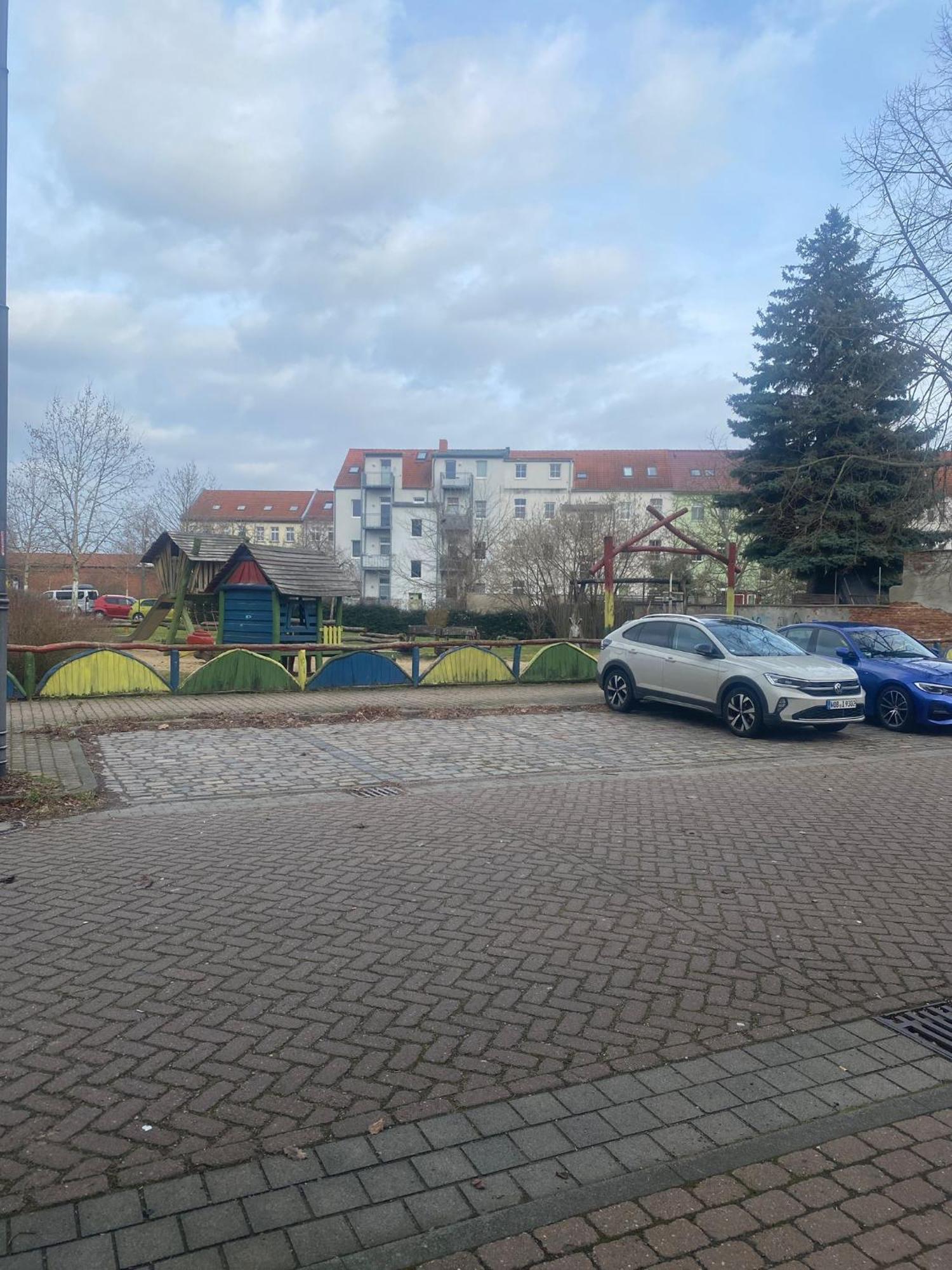 Fewo "Franzi" 5 Personen, Zentrale Lage, Parkplatz Dessau-Rosslau Dış mekan fotoğraf